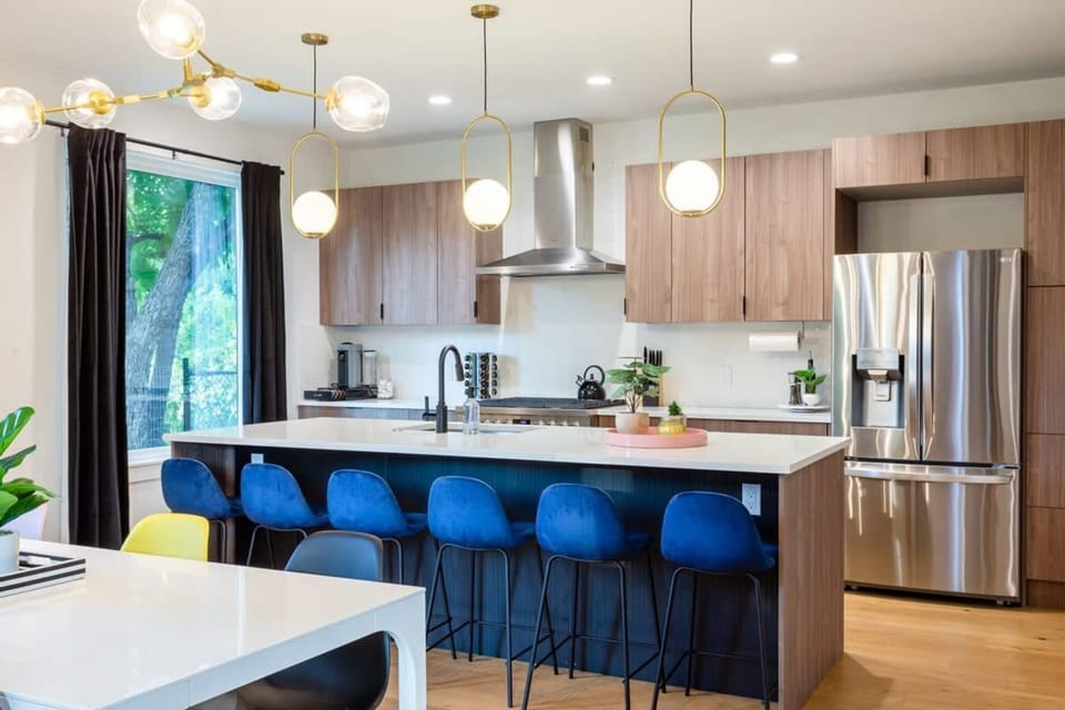 House (5 Bedrooms) | Interior