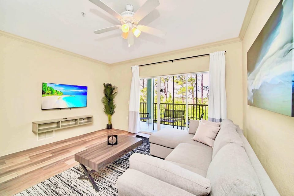 Apartment (3 Bedrooms) | Front of property