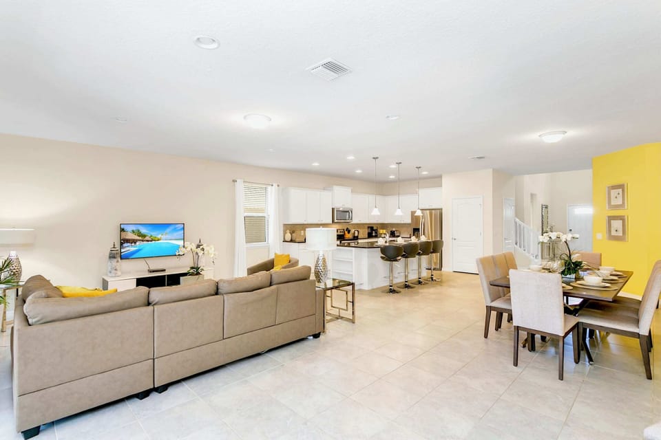 House (Multiple Bedrooms) | Interior