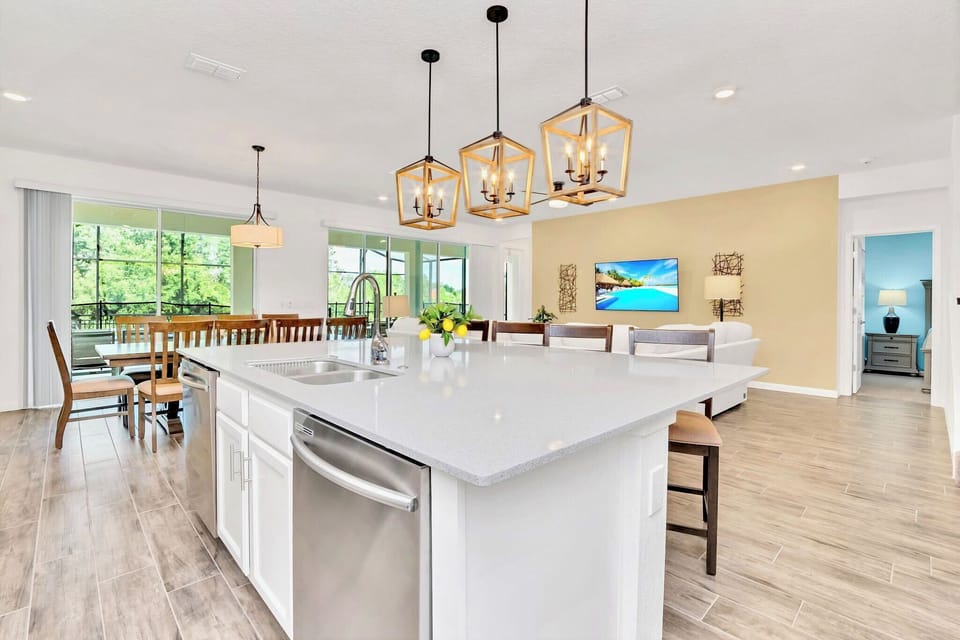 House (Multiple Bedrooms) | Interior