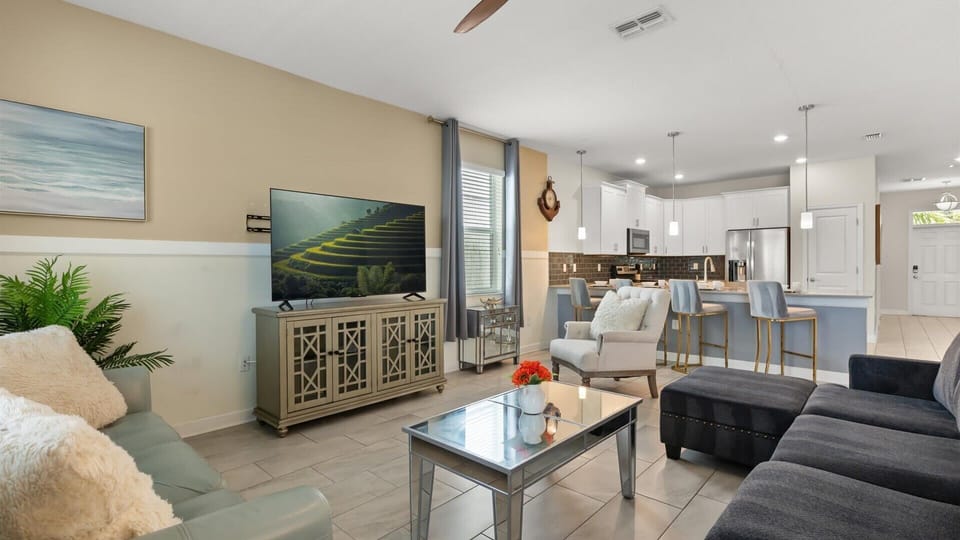 House (Multiple Bedrooms) | Interior