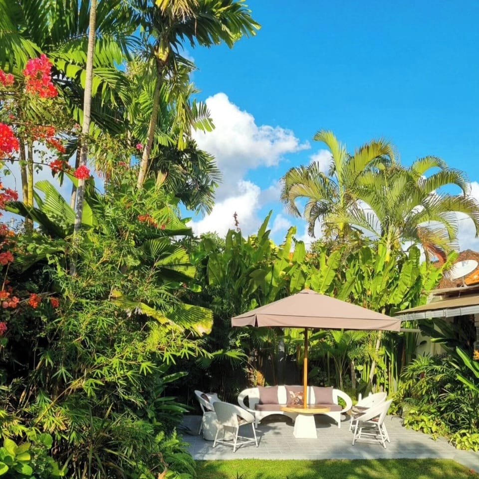 Comfort Villa, Private Pool, Garden View | Terrace/patio