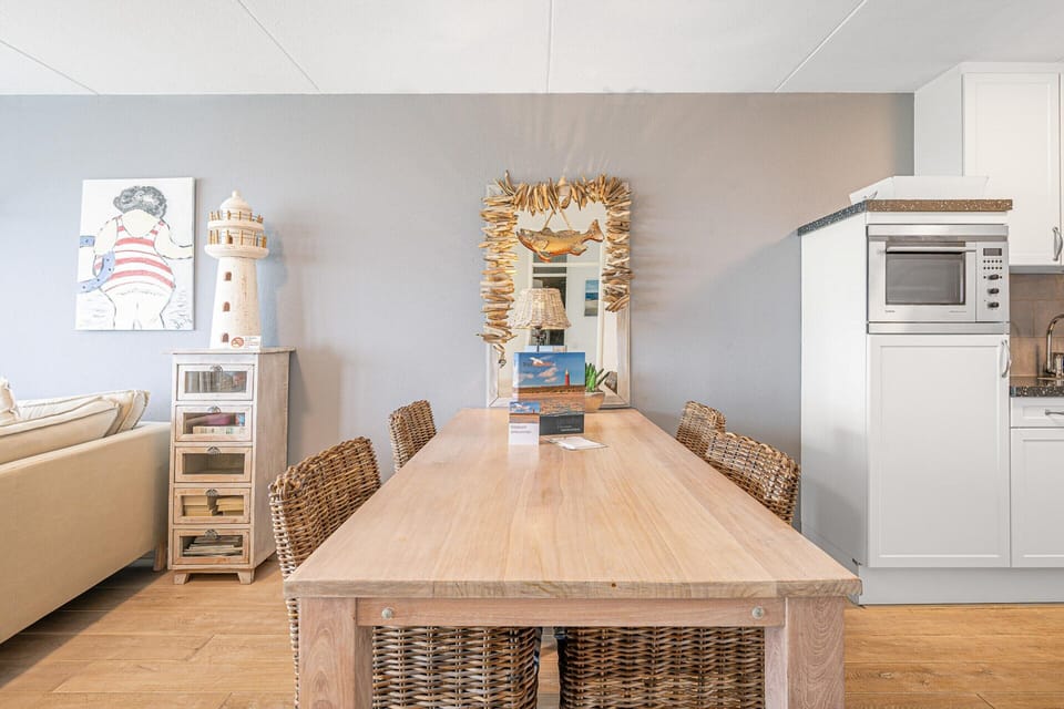 Apartment | Dining