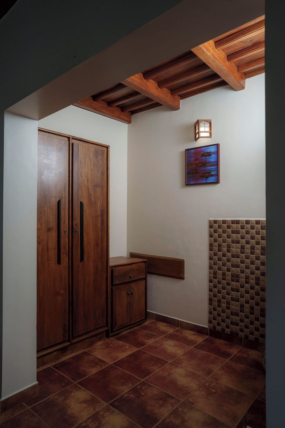 Superior Room | Bathroom | Shower, free toiletries, soap, shampoo