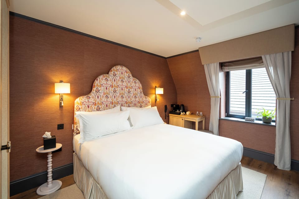 Deluxe Double Room | In-room safe, laptop workspace, blackout drapes, free WiFi