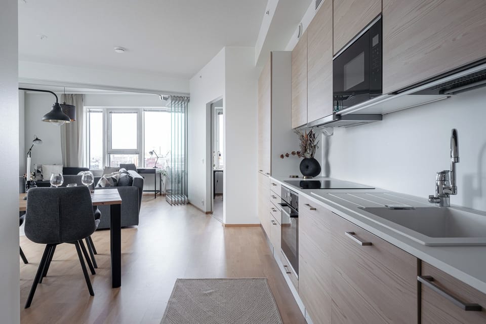 Classic Apartment, City View | Private kitchen | Full-size fridge, microwave, oven, stovetop