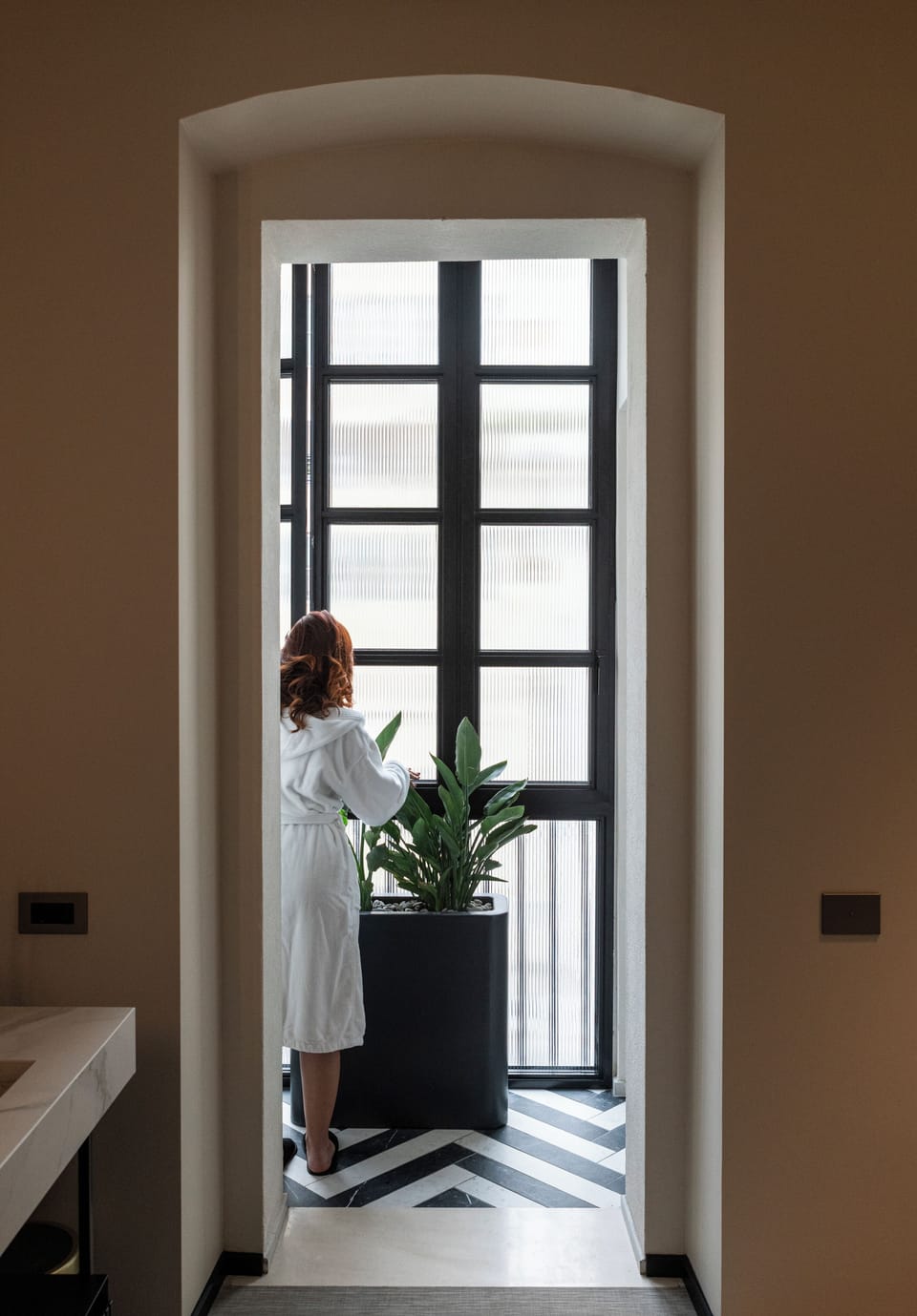 Luxury Suite, Balcony | Bathroom | Shower, hair dryer, slippers, bidet