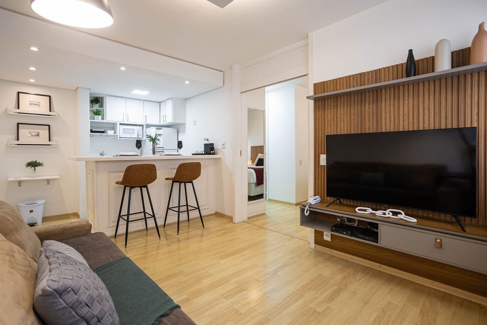 Business Apartment | Living area | TV
