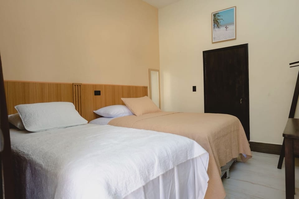 Classic Triple Room | Desk, laptop workspace, WiFi (free)