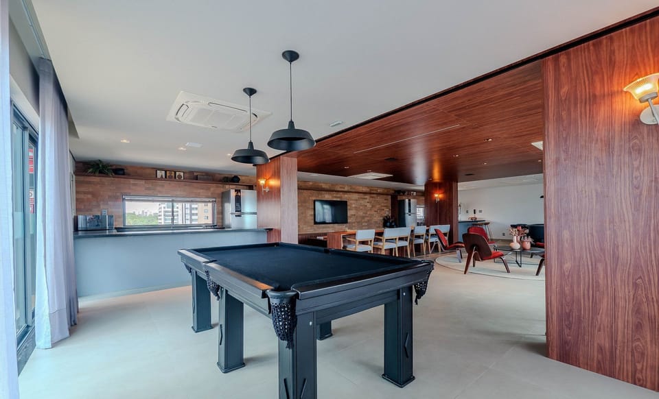Basic Studio | Game room