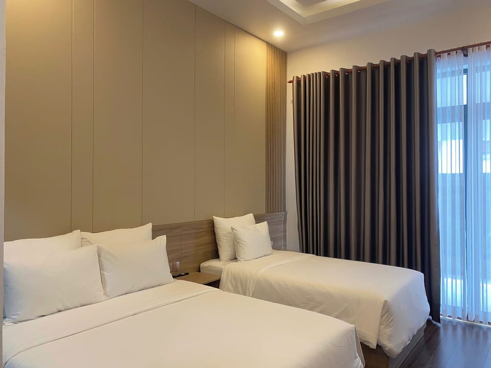 Family Apartment, Resort View | In-room safe, desk, laptop workspace, blackout drapes