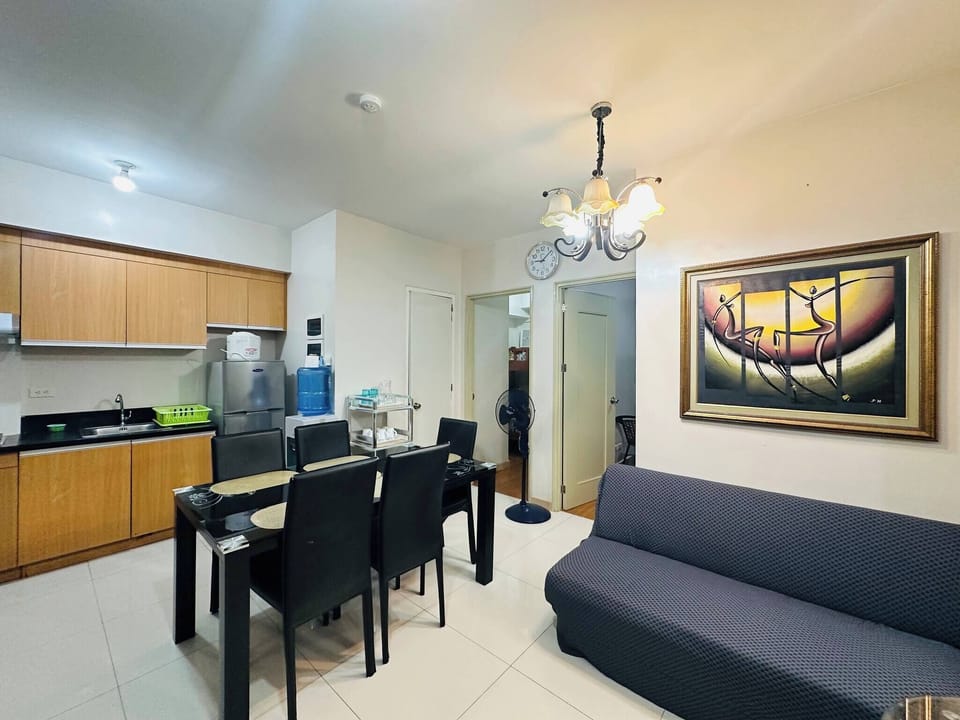 Apartment, 1 Bedroom, Accessible, Smoking | Living area