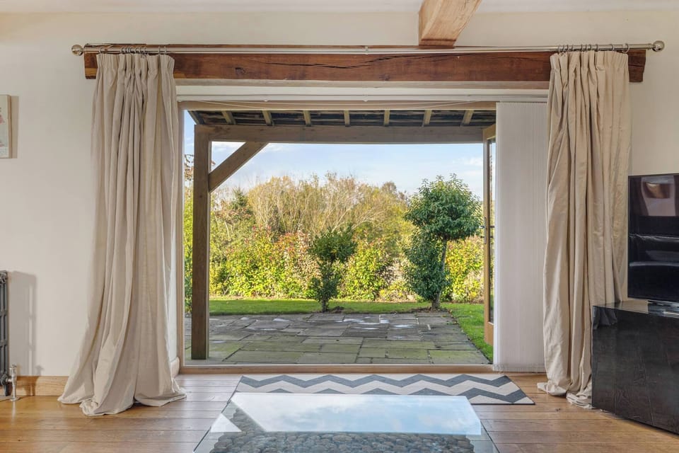 House, 5 Bedrooms, Accessible, Smoking | Interior