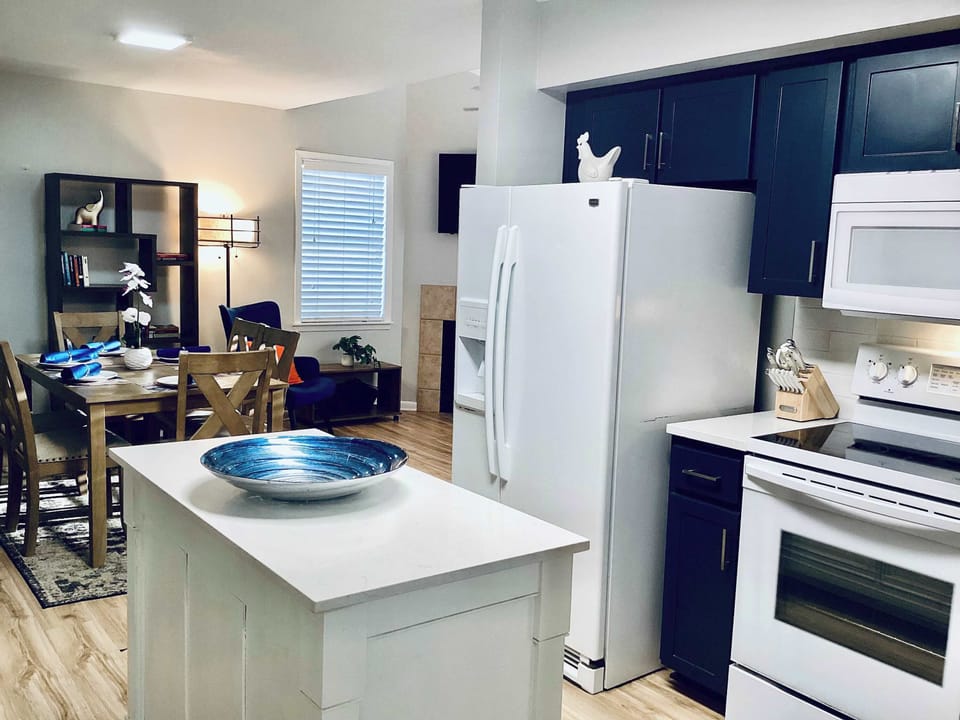 Townhome, Multiple Beds, Balcony (Marina Maison) | Private kitchen