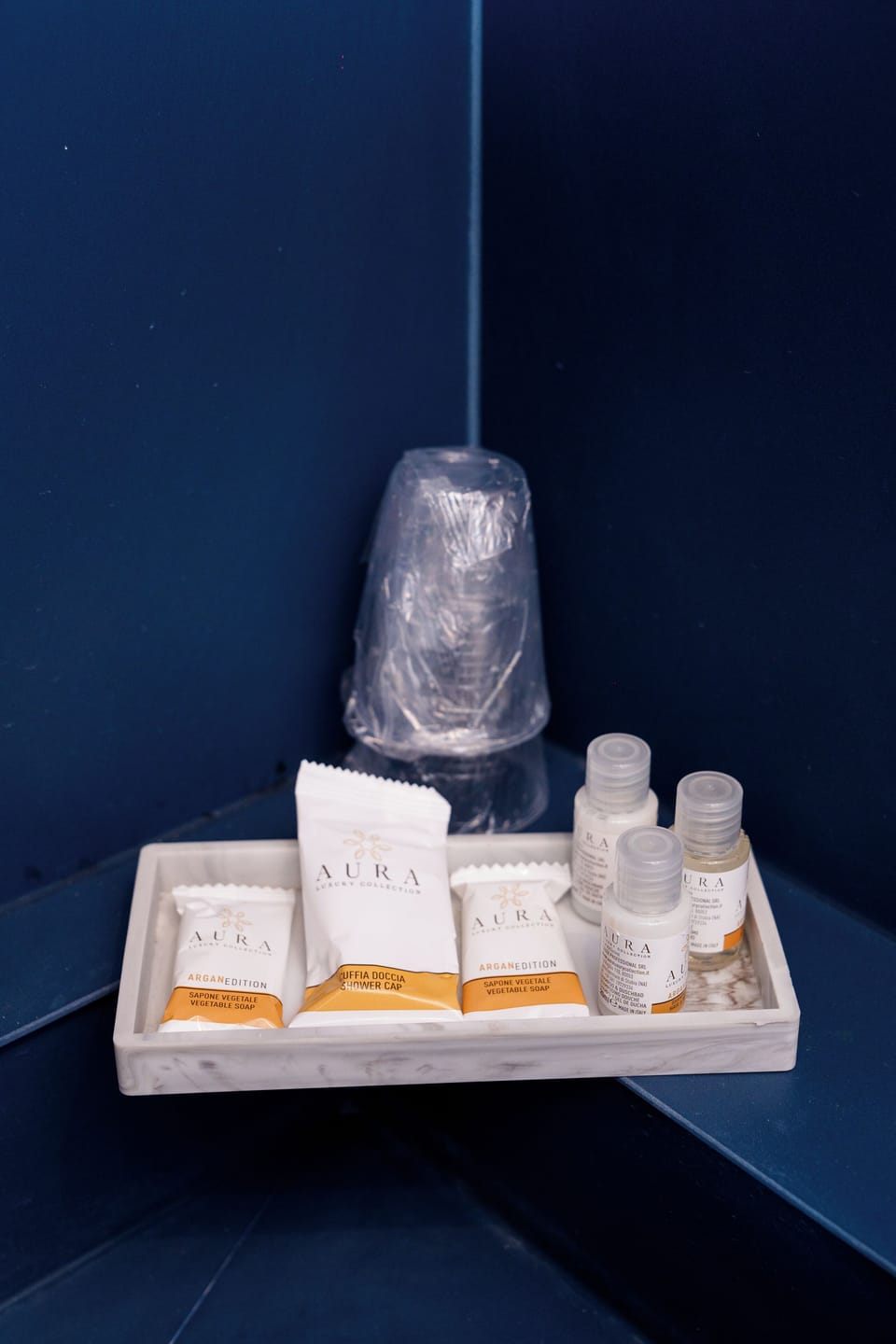 Premium Double Room, 1 King Bed, City View | Bathroom | Shower, rainfall showerhead, free toiletries, hair dryer