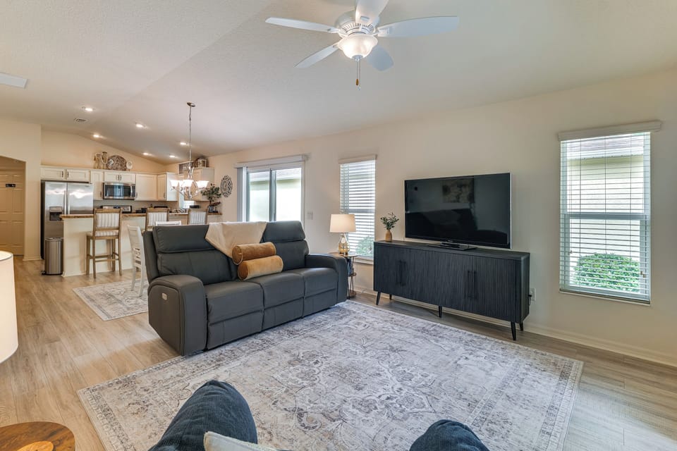 House (2 Bedrooms) | Interior