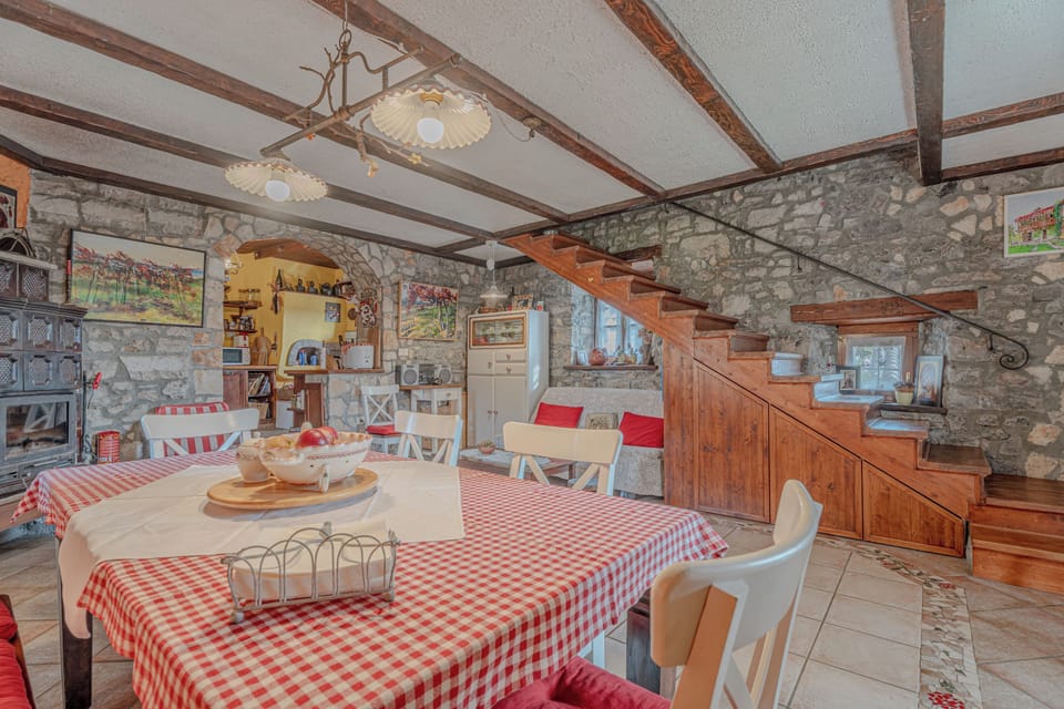 Family House, 3 Bedrooms, Balcony (Holiday Home Rozina) | Dining
