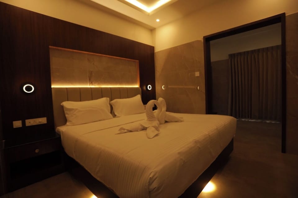 Deluxe Double Room | Free WiFi