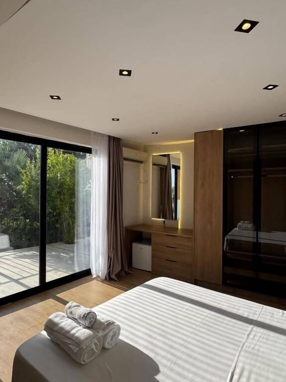 Comfort Triple Room, Balcony, Sea View | Free WiFi