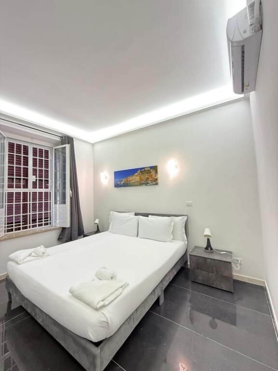 Deluxe Double Room | Desk, iron/ironing board, free WiFi