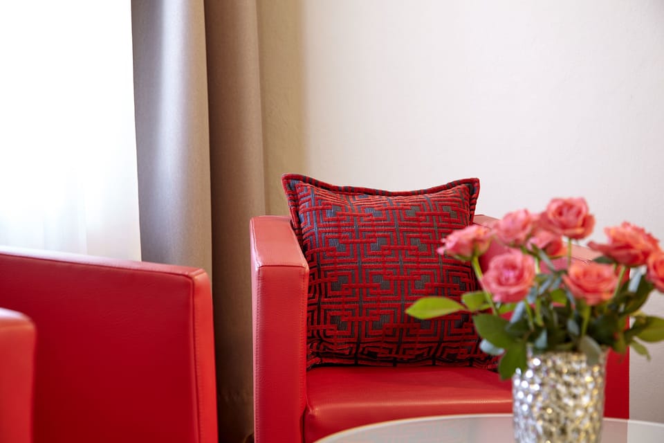 Egyptian cotton sheets, premium bedding, pillowtop beds, in-room safe