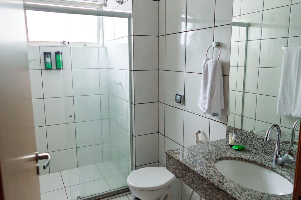 Shower, towels