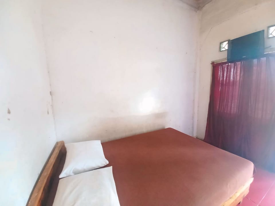 Deluxe Double Room | Free WiFi, bed sheets