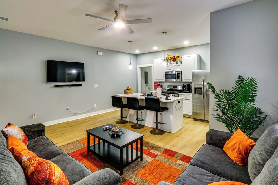 Apartment (2 Bedrooms) | Front of property