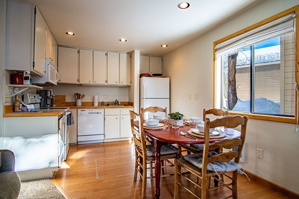 Condo, Multiple Beds, Patio, Mountain View (Bonne Vie 2221) | Private kitchen | Dining tables