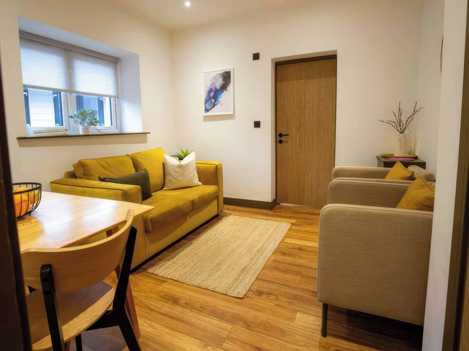 Cottage | Interior