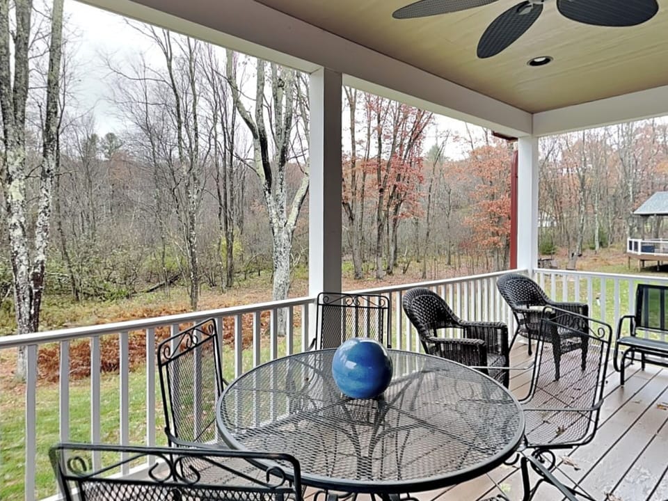 House (6 Bedrooms) | Property amenity