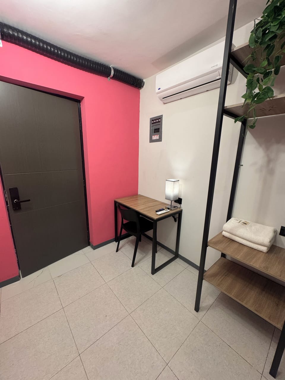 Deluxe Double Room, 1 Double Bed, City View | Desk, laptop workspace, WiFi (free), individually decorated