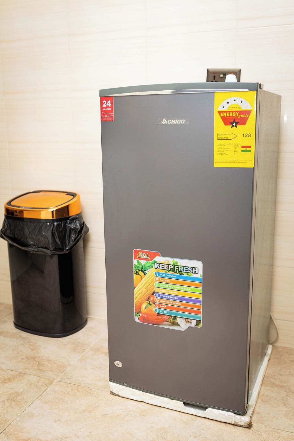 Deluxe Apartment, Balcony | Private kitchen | Electric kettle