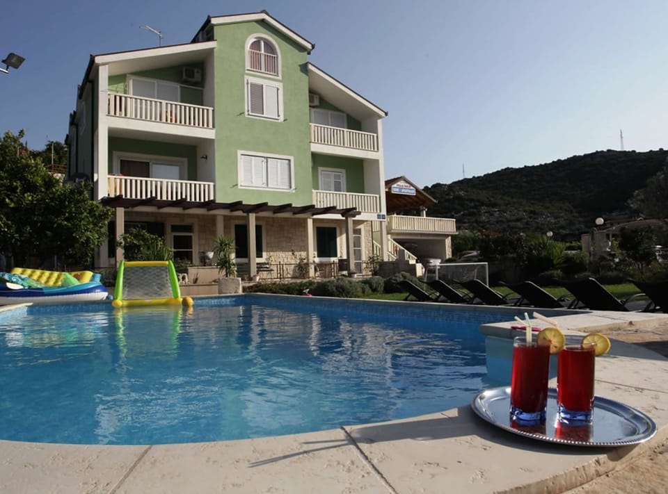 Villa (Six Bedroom Villa With Heated Pool) | Outdoor pool | Outdoor pool, pool umbrellas, sun loungers