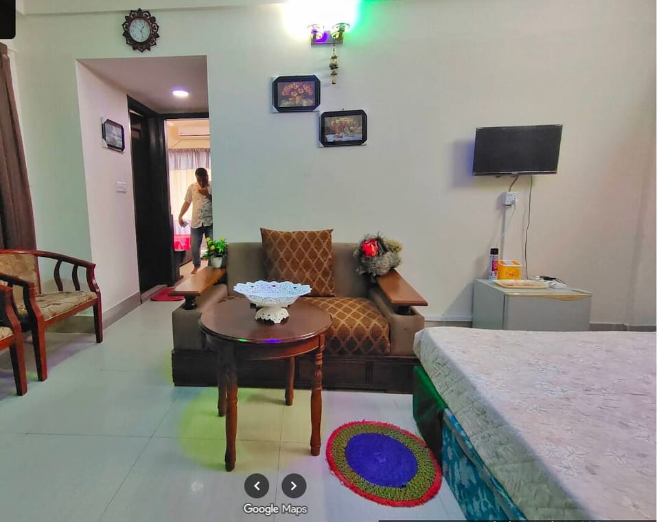 Deluxe Double Room, Balcony, Beach View | Bathroom | Bathtub, free toiletries, towels, soap