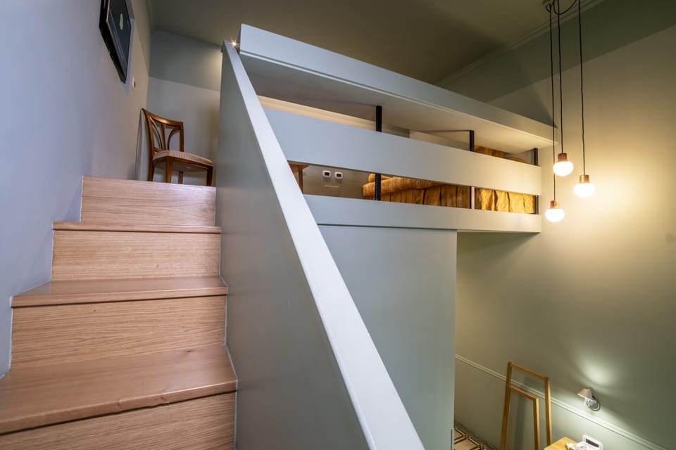 Down comforters, minibar, in-room safe, desk