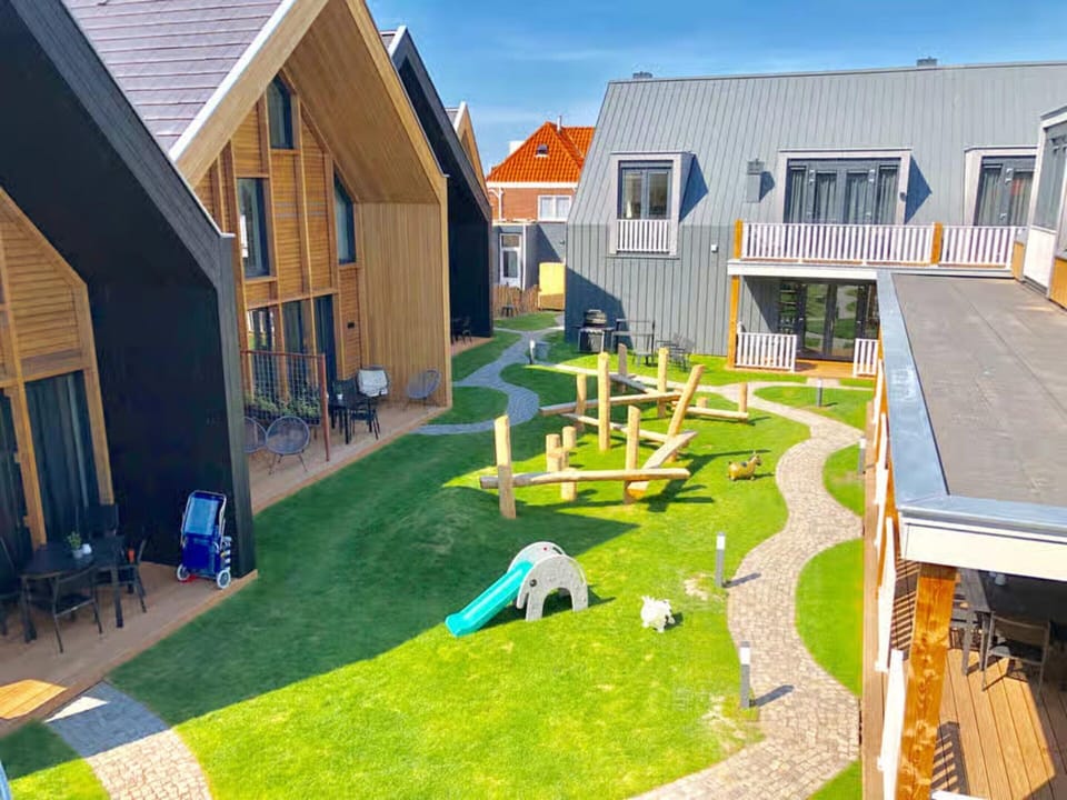 Apartment | Garden