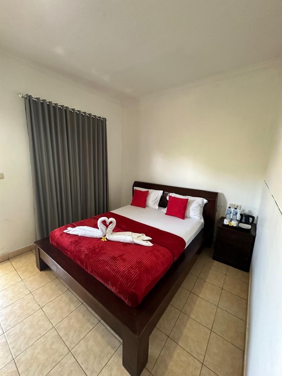 Standard Double Room | Desk, free WiFi, bed sheets