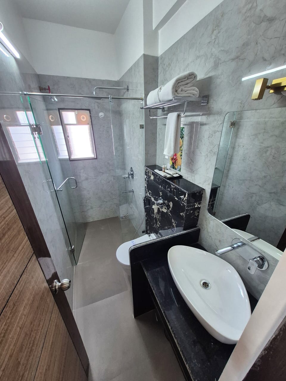 Deluxe Room | Desk, laptop workspace, free WiFi