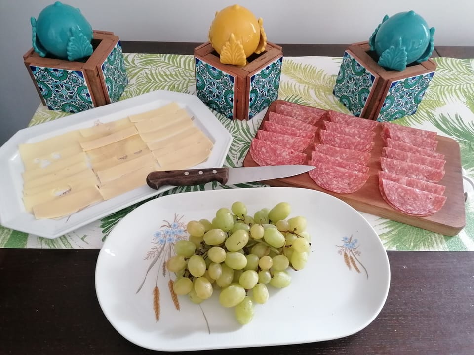 Snack bar