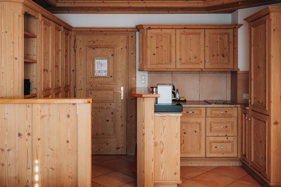 Apartment, 1 Bedroom | Premium bedding, in-room safe, individually decorated, desk