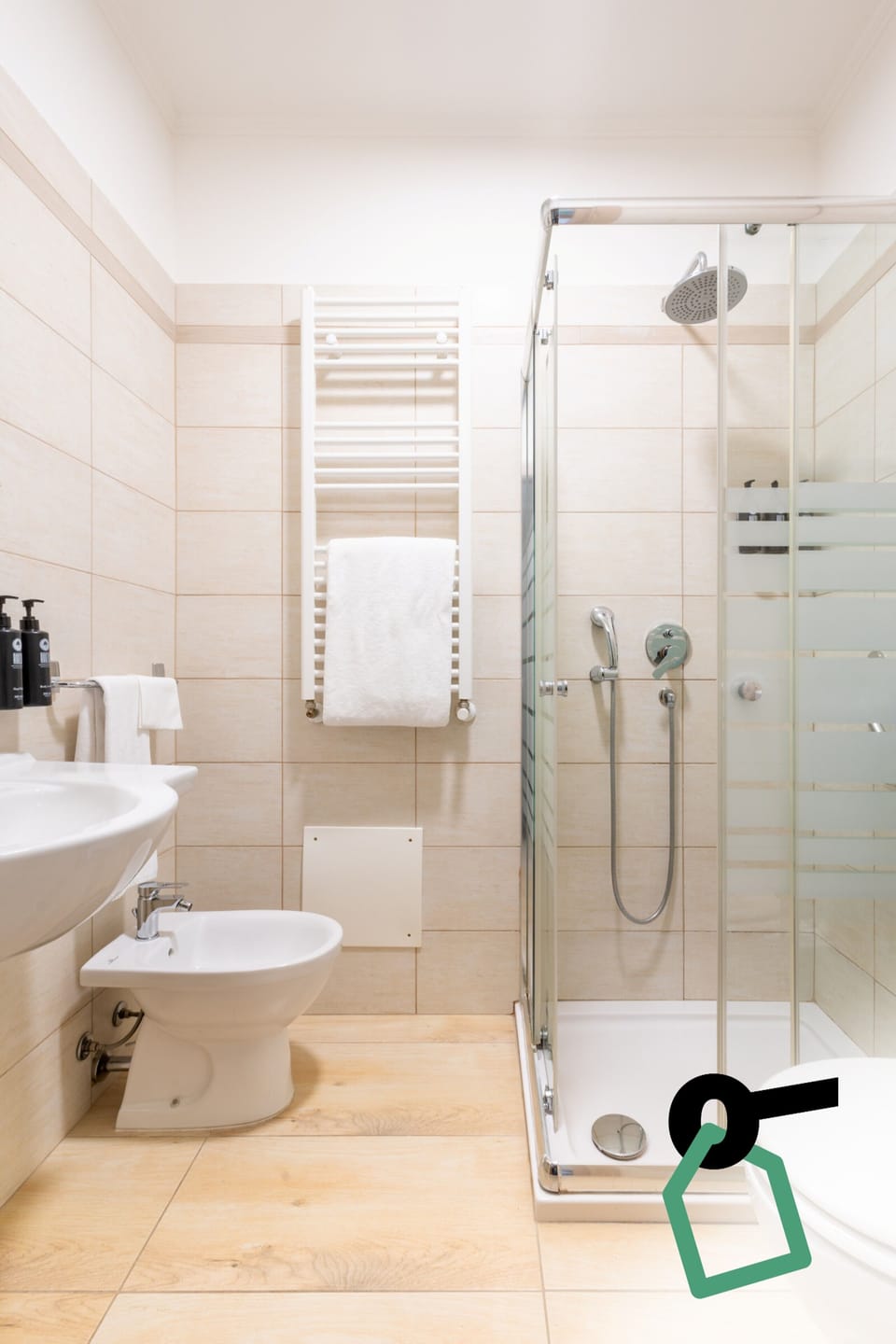 Double or Twin Room | Bathroom