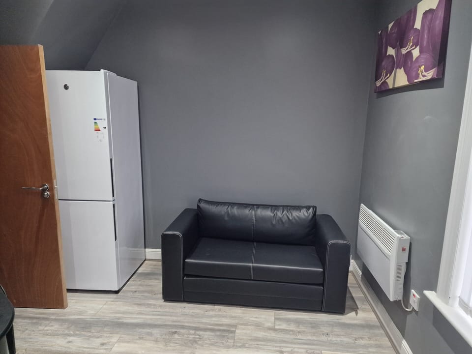 Apartment, 2 Bedrooms | Living area
