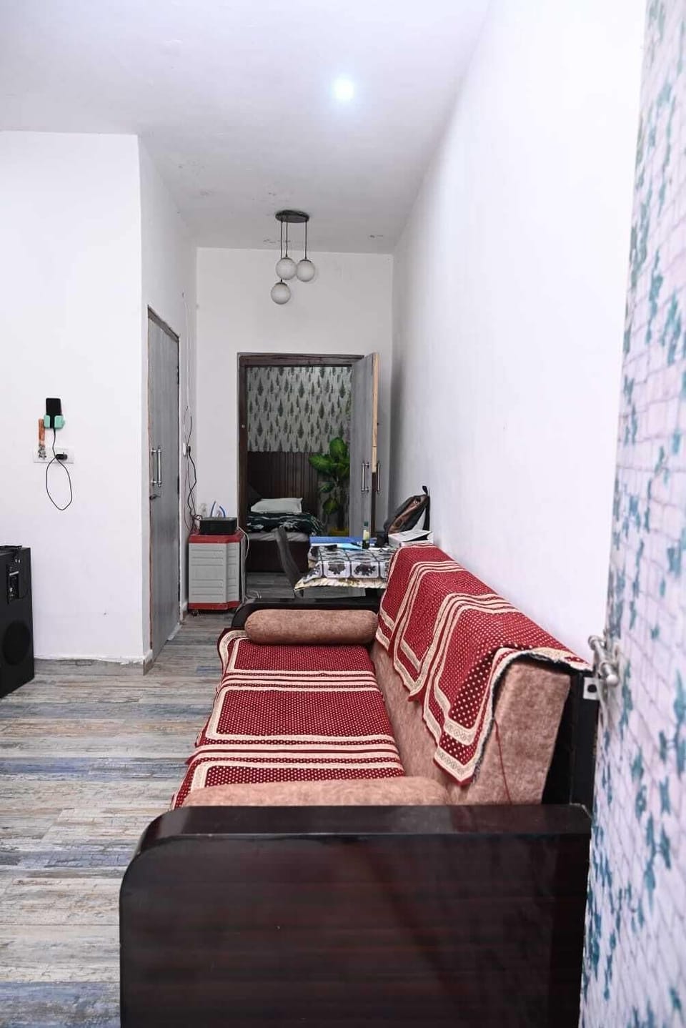 Cottage | Rollaway beds, free WiFi, bed sheets