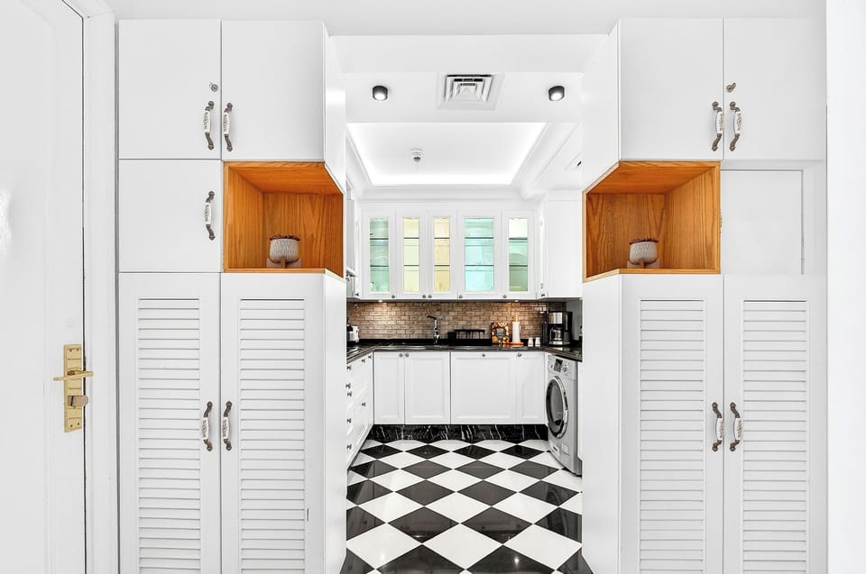Standard Apartment, City View | Private kitchen | Full-size fridge, microwave, oven, stovetop