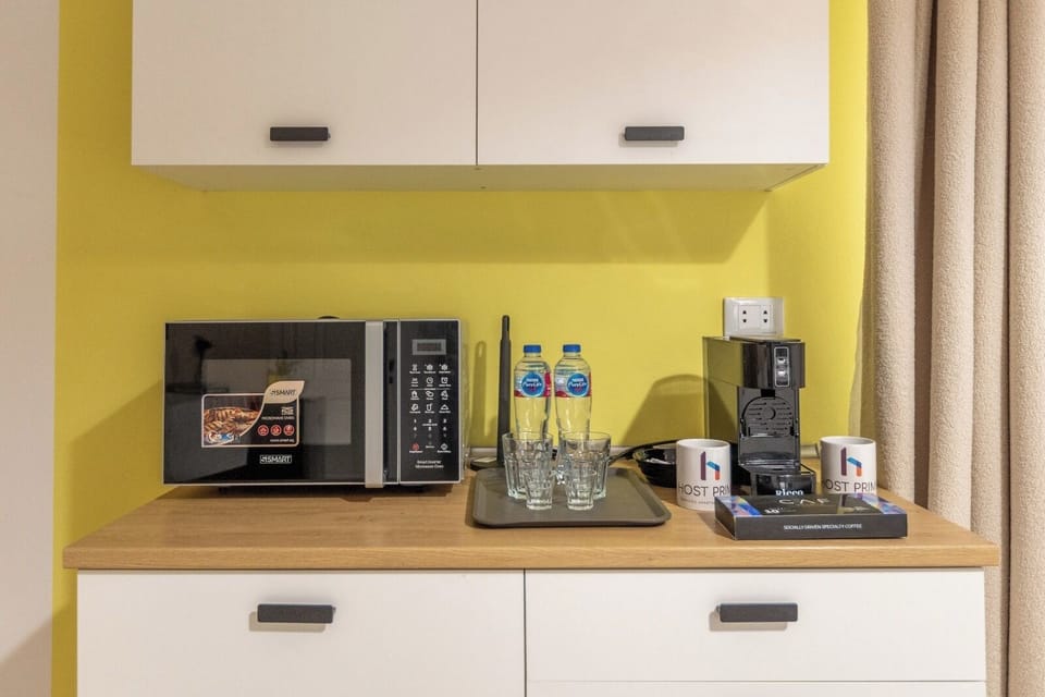 Espresso maker, coffee/tea maker, electric kettle