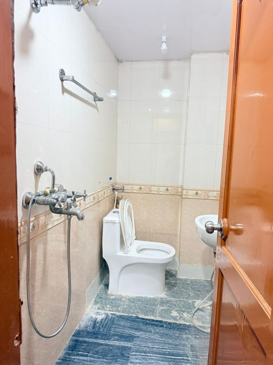 Deluxe Studio, Park View | Bathroom | Bathrobes, bidet, towels, soap