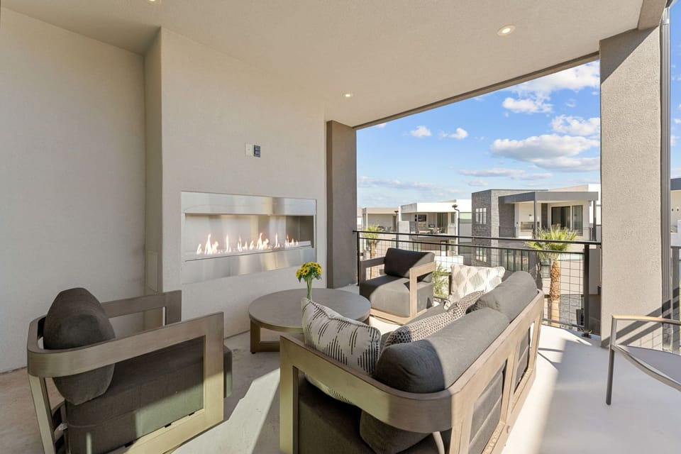 House, 5 Bedrooms | Terrace/patio