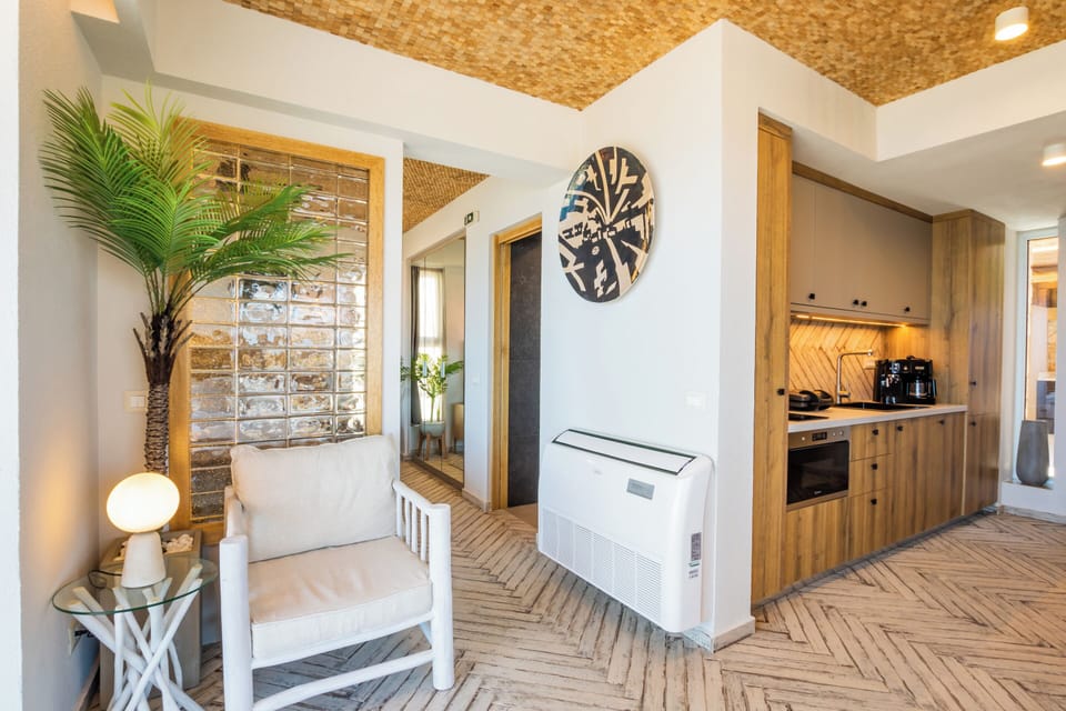 Villa, Sea View | Living area | 32-inch Smart TV with satellite channels, Netflix, streaming services