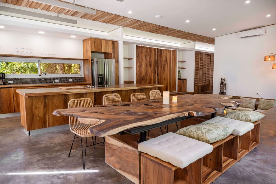 Family House, Balcony, Mountain View | Dining room